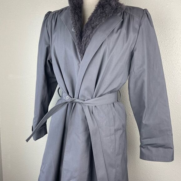 Vintage London Fog Women’s Rare Faux Fur Trench Coat Size 8 - Picture 1 of 12